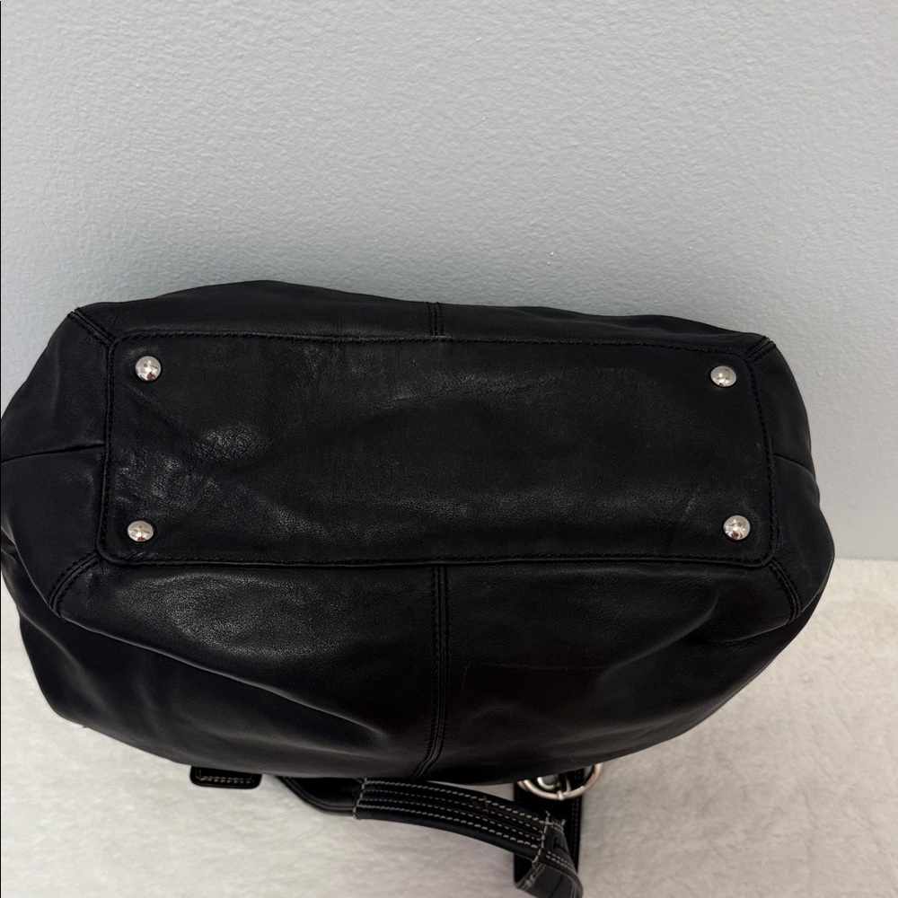 Coach Vintage SoHo Pleated Black Smooth Leather Handbag EUC - Picture 7 of 10